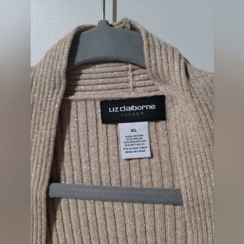 Sweter - Picture 3 of 3